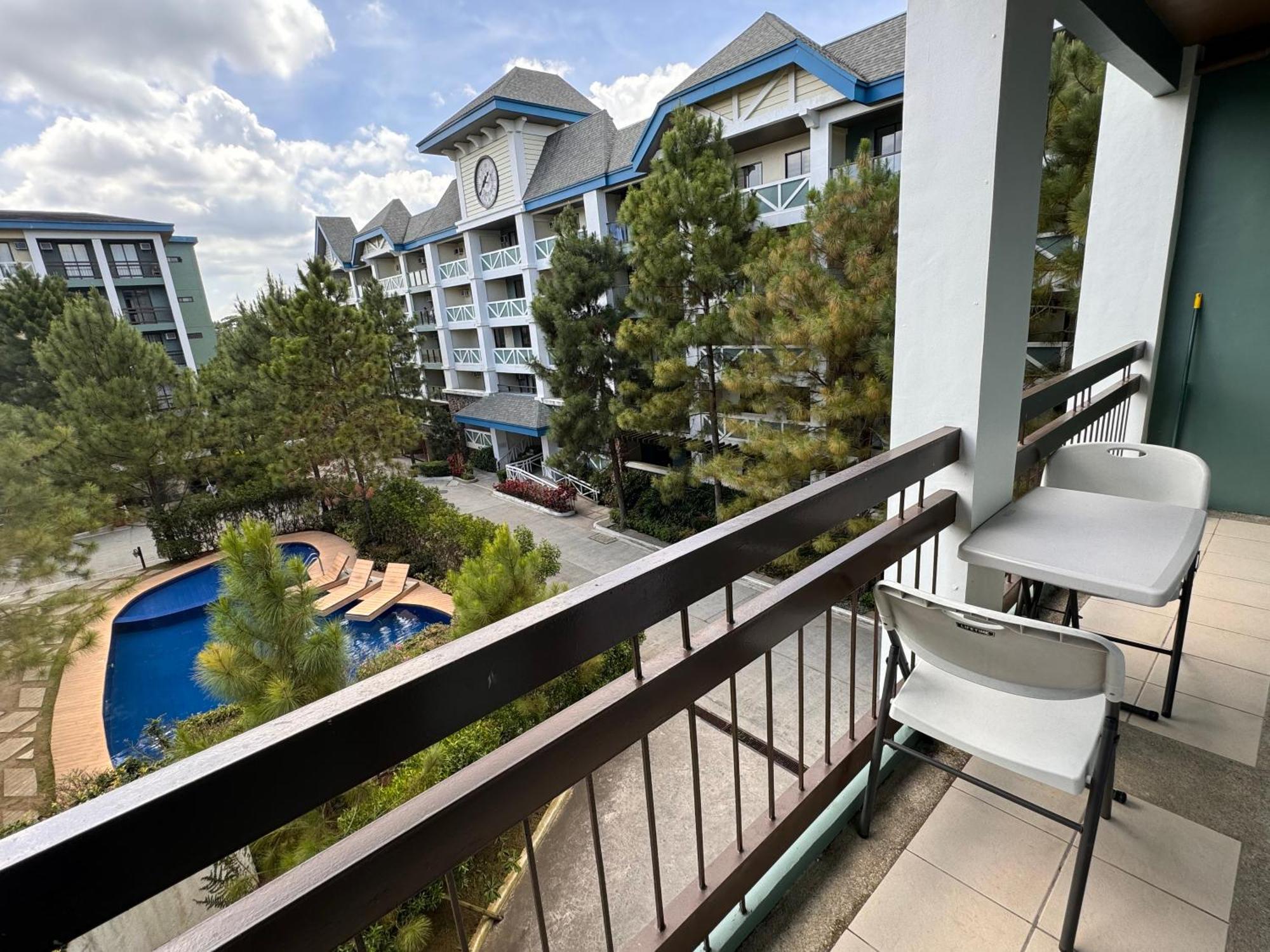 Cozyvilla At Pine Suites Tagaytay 2Br Or Studio With Free Parking Tagaytay City Exterior foto