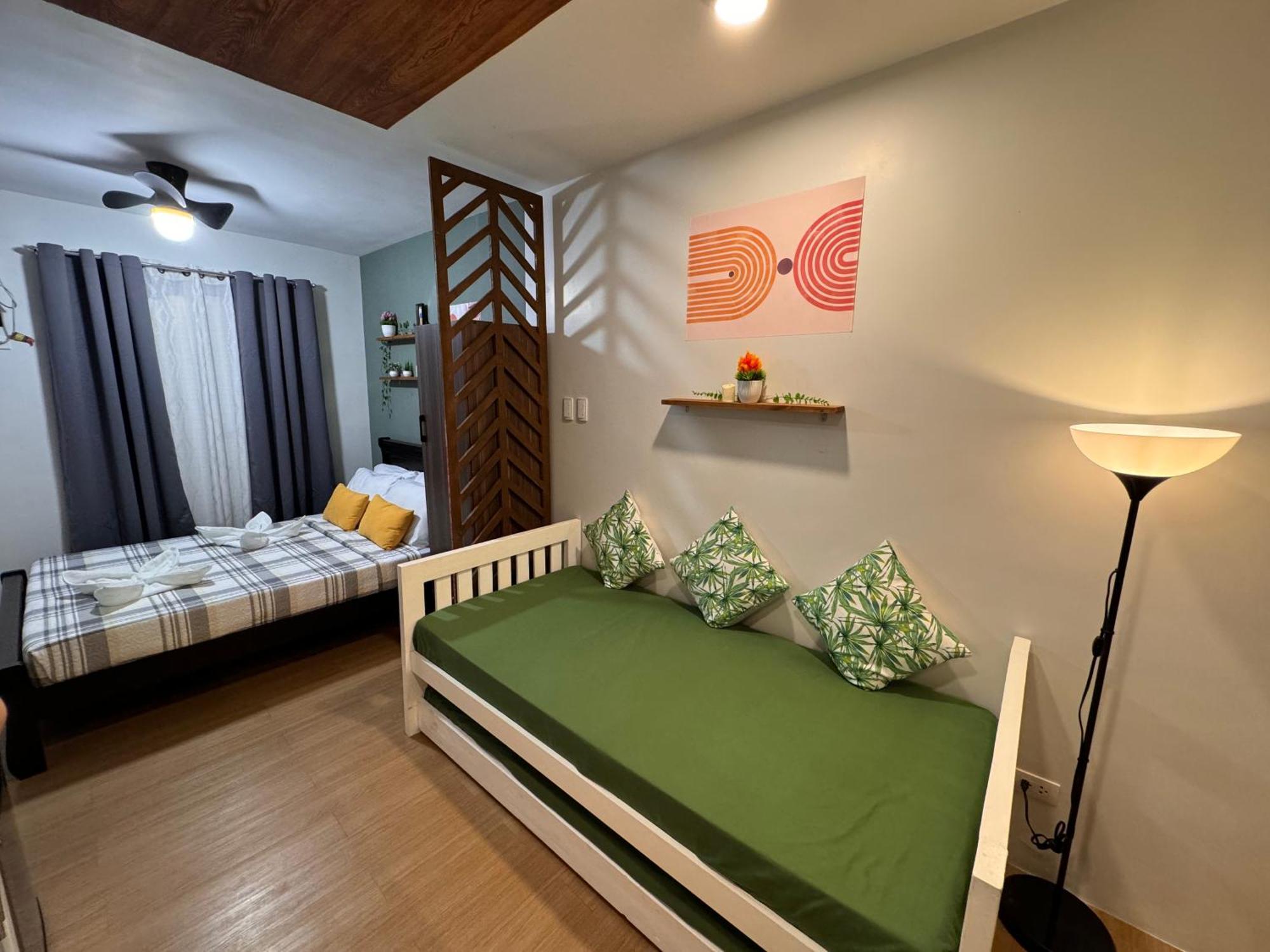 Cozyvilla At Pine Suites Tagaytay 2Br Or Studio With Free Parking Tagaytay City Exterior foto